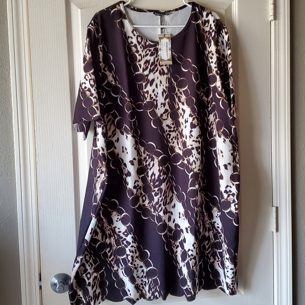 BOOHOO plus chain print scalloped hem dress